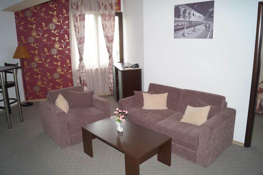 Hotel Kardjali Kurdzhali Bagian luar foto