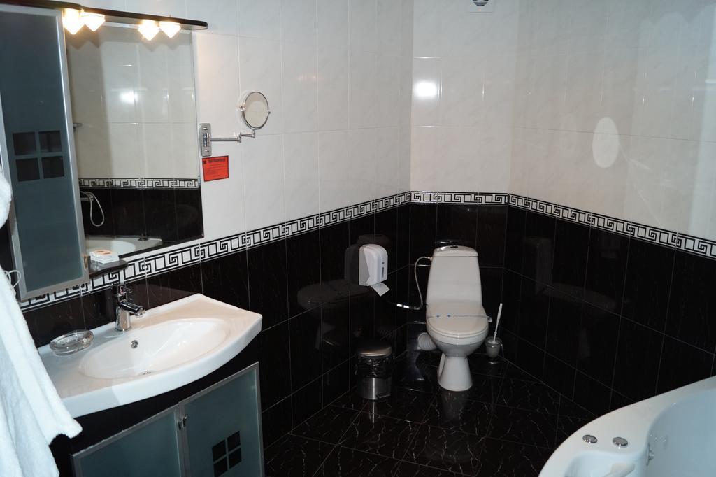 Hotel Kardjali Kurdzhali Bagian luar foto