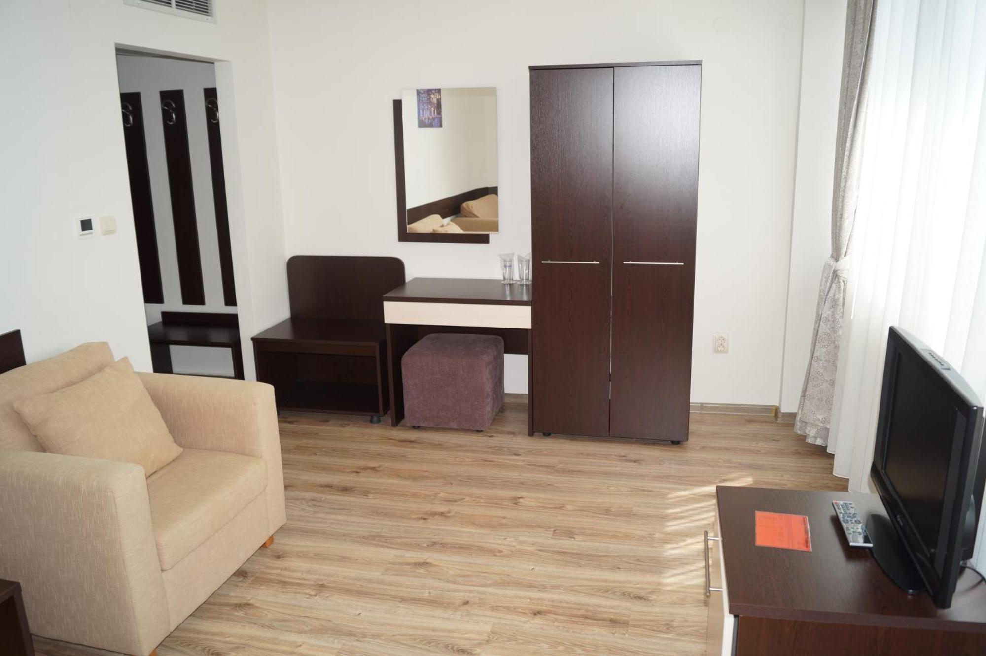 Hotel Kardjali Kurdzhali Bagian luar foto