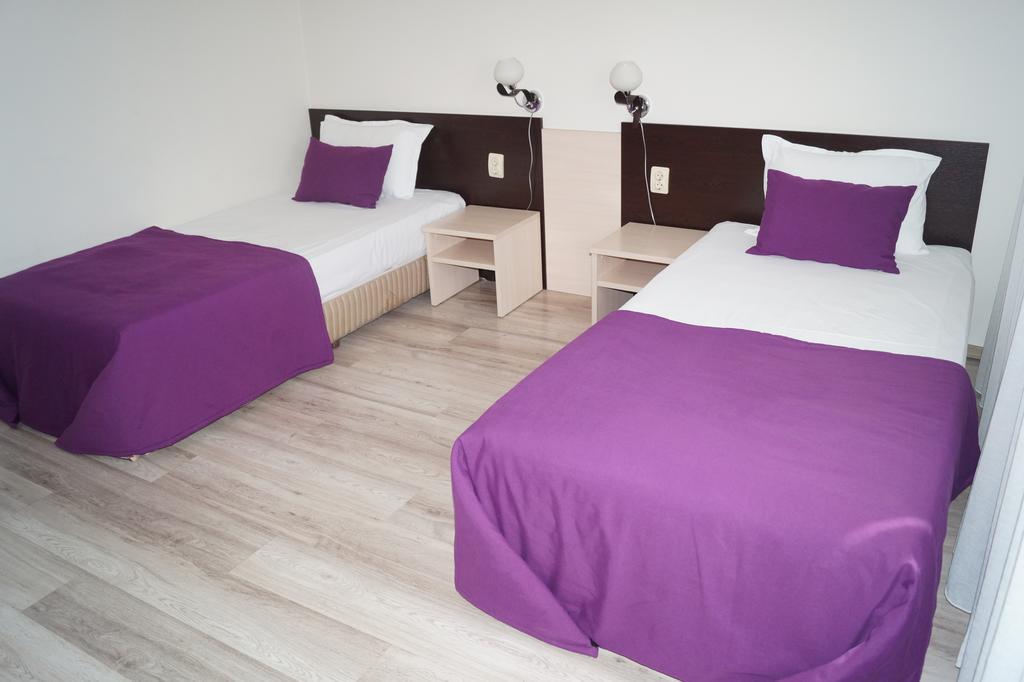 Hotel Kardjali Kurdzhali Bagian luar foto