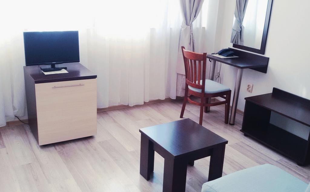 Hotel Kardjali Kurdzhali Bagian luar foto