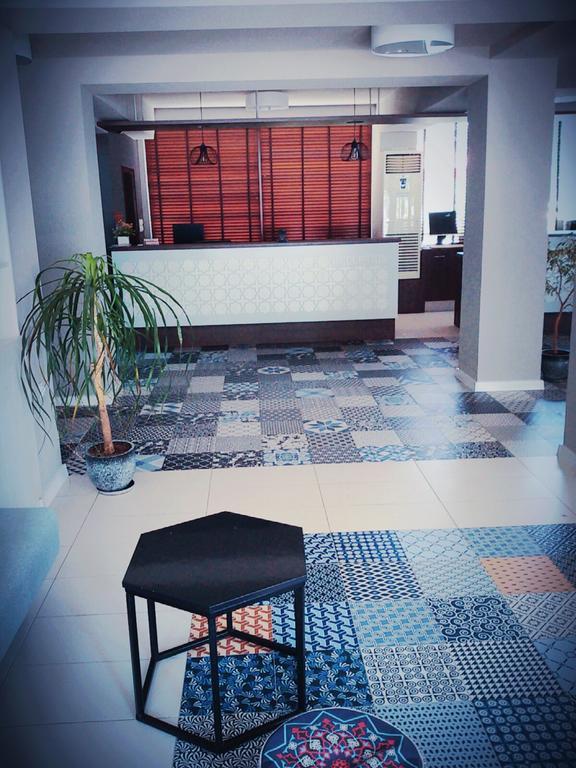 Hotel Kardjali Kurdzhali Bagian luar foto