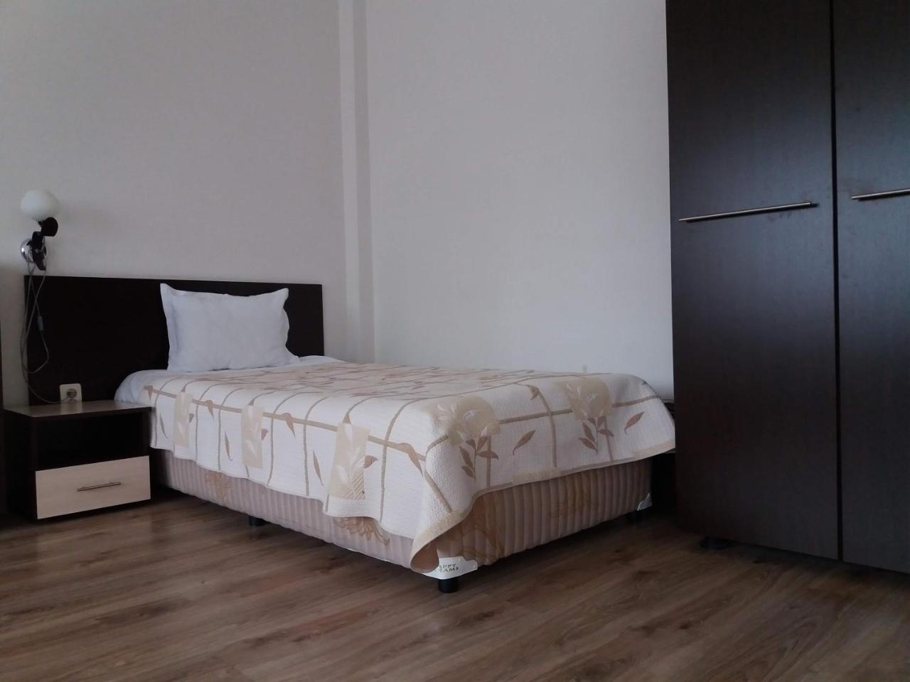 Hotel Kardjali Kurdzhali Bagian luar foto